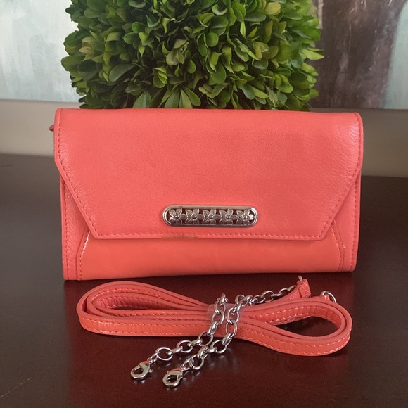 BRIGHTON 🪸CORAL🪸 SILVER-TONE LARGE ENVELOPE WALLET CROSSBODY BAG🌟EUC🌟 - Picture 11 of 17